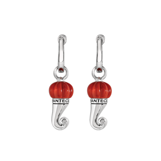 Orecchini Chantecler piccoli Et Voilà in argento con resina di corallo rosso incisa a mano con due diamanti taglio brillante